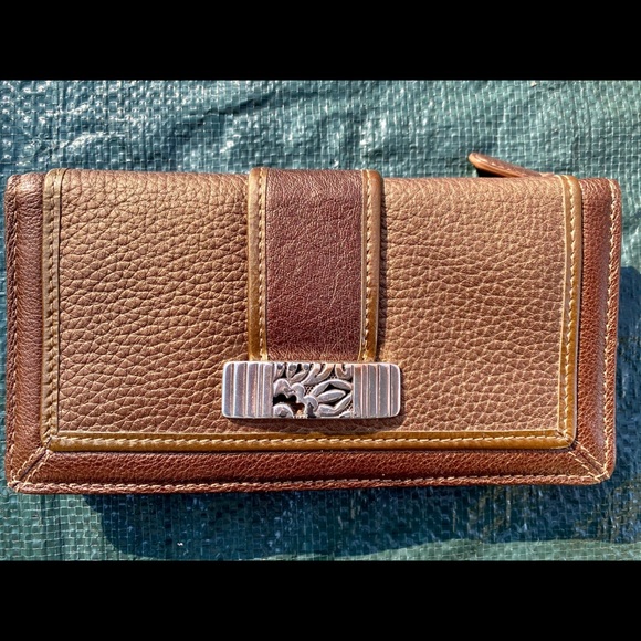 Two Toned Brown Leather Brighton Wallet - Picture 1 of 3